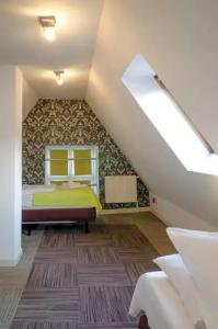 Artus - Old Town - 40