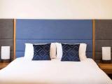 2 Bedrooms Suite with balcony