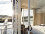 Suite with balcony and with harbour view