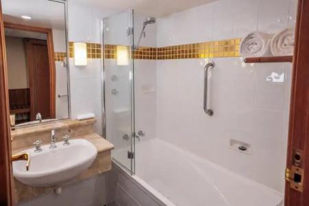 Country Club Tasmania - 75