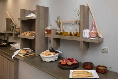 Karras Grande Resort - 12