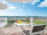 2 Bedrooms Suite with balcony