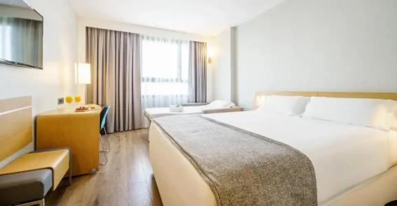 Ilunion Valencia 4 - 52