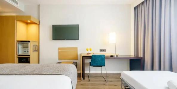 Ilunion Valencia 4 - 55