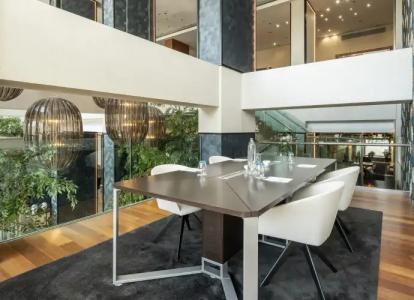 Ilunion Valencia 4 - 35