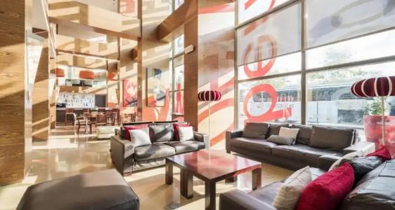 Ilunion Valencia 4 - 37