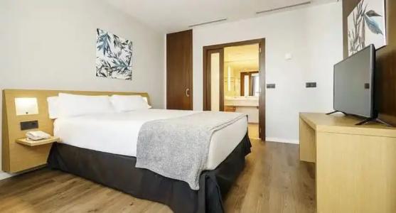 Ilunion Valencia 4 - 71