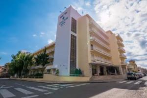 Checkin Pineda Hotel, Pineda de Mar