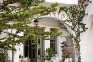 Achilleion Hotel, Skiros