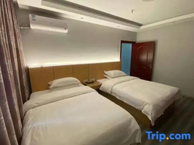 The Golden Ville Boutique and Spa - 180