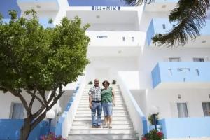 Bill & Mike, Kefalos