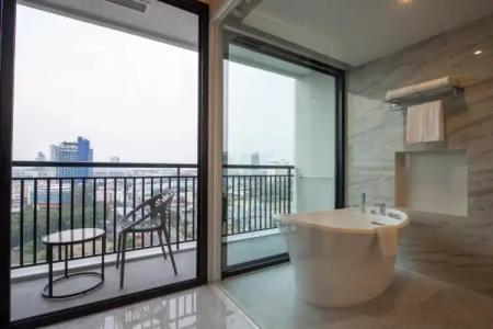 Pattaya Discovery Beach - SHA Extra Plus - 145