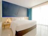 Superior Dee tower Double room with balcony
