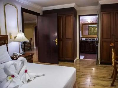 Four Seasons Place - SHA Extra Plus - 23