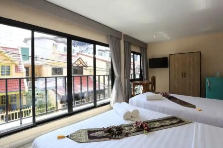 The Siam Guest House - SHA Extra Plus - 100