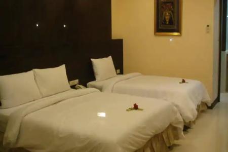 Grand Thai House Resort - 3
