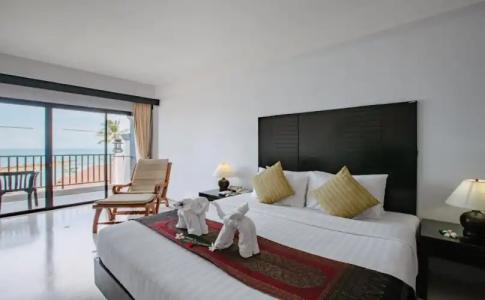 Samaya Bura Beach Resort - 4