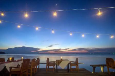 Lipa Lodge Beach Resort - 24