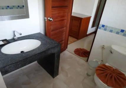 Lipa Lodge Beach Resort - 8