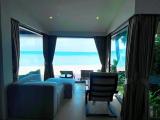 Villa beachfront