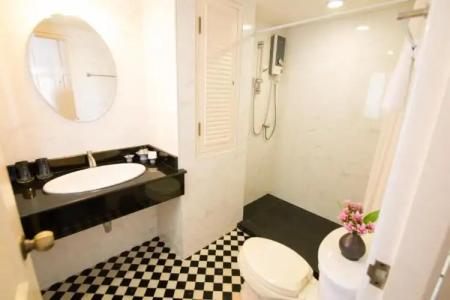 SSIP Boutique Dhevej Bangkok - 42