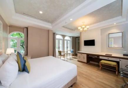 La Petite Salil Sukhumvit 8 - 100