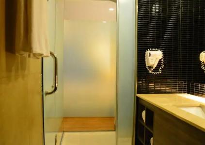 Trinity Silom - 9