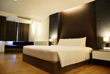 Trinity Silom - 42