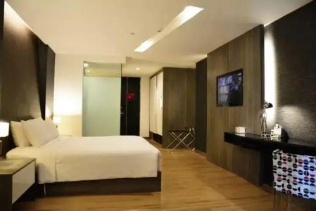 Trinity Silom - 44