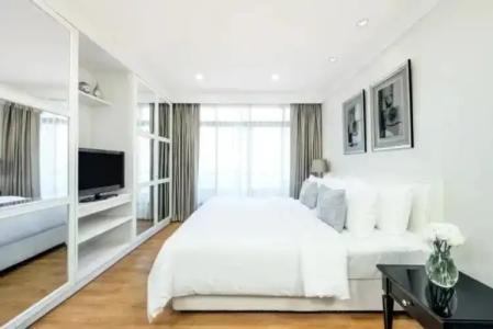 Centre Point Chidlom - 57