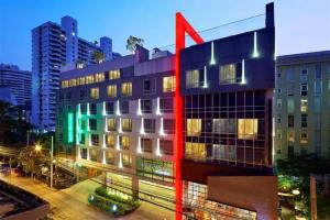 Four Points by Sheraton, Sukhumvit 15 Hotel