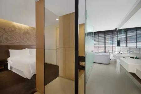 Four Points by Sheraton Bangkok, Sukhumvit 15 - 119