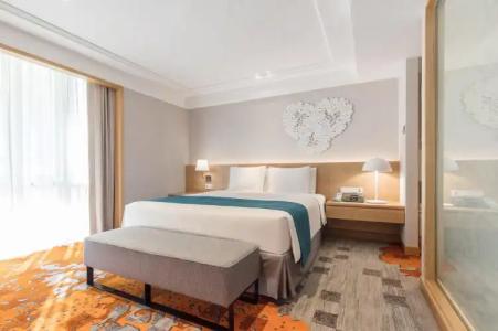 Holiday Inn Bangkok, an IHG - 11
