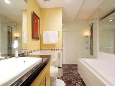 Urbana Sathorn, Bangkok - 110
