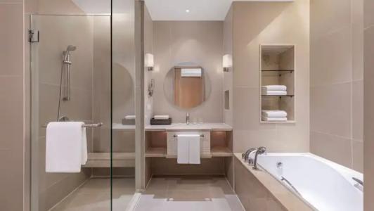 Courtyard by Marriott Bangkok - 123