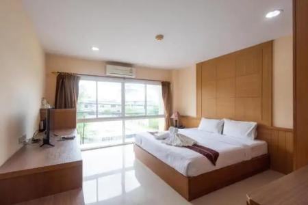 Metro Point Bangkok - 102