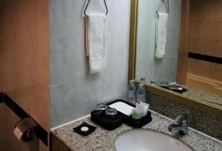 Grand Tower Inn Rama 6 - SHA Extra Plus - 54