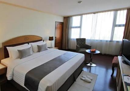 Grand Tower Inn Rama 6 - SHA Extra Plus - 62