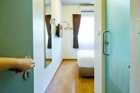 Red Planet Bangkok Asoke - SHA Extra Plus - 85