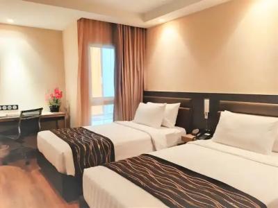 Amora NeoLuxe Suites - 6