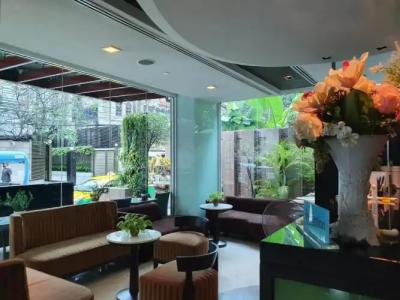Amora NeoLuxe Suites - 21