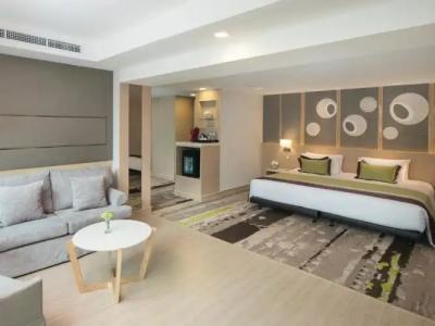 Solitaire Bangkok Sukhumvit 11 - SHA Extra Plus - 136