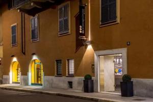Montenapoleone Suites, Milan