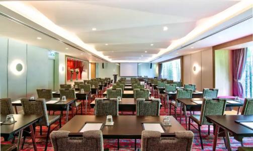 Park Plaza Bangkok Soi 18 - 28