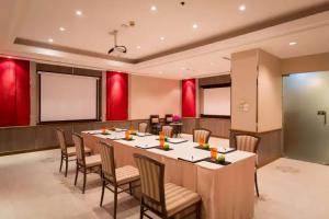 Ramada by Wyndham Bangkok Chaophya Park, Bangkok