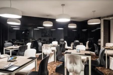S33 Compact Sukhumvit - 10