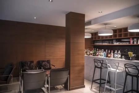 S33 Compact Sukhumvit - 13