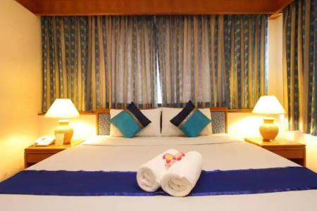 Silom Avenue Inn - 99