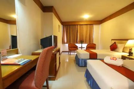 Silom Avenue Inn - 100