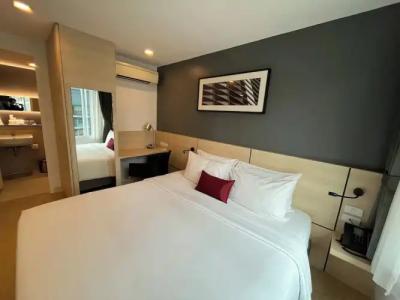 Arize Sukhumvit - 104